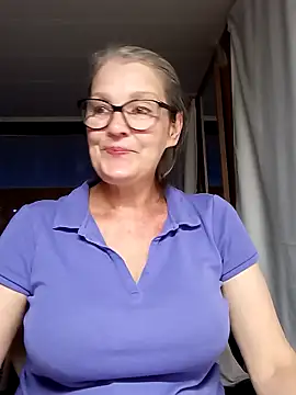 irinamaux online show from 11, 9, 2025