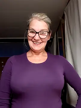 irinamaux online show from 26, 9, 2025