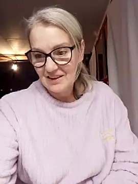 irinamaux online show from 4, 11, 2025