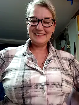 irinamaux online show from 28, 5, 2026