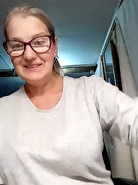 irinamaux online show from 11, 10, 2025