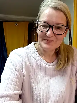 irinamaux online show from 25, 3, 2026