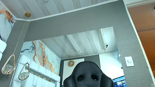 emily madrid online show from 8, 11, 2025