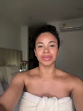 Snapshot of Brunettexio chatting on 25, 1, 2025 Brunettexio online show from 25, 1, 2025