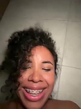 Snapshot of Brunettexio chatting on 11, 1, 2025 Brunettexio online show from 11, 1, 2025