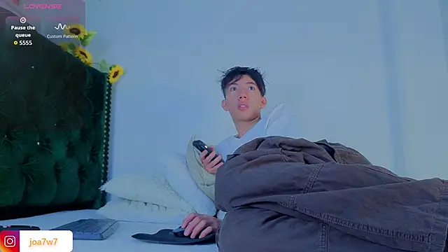 Levii Ackermann online show from 26, 2, 2026