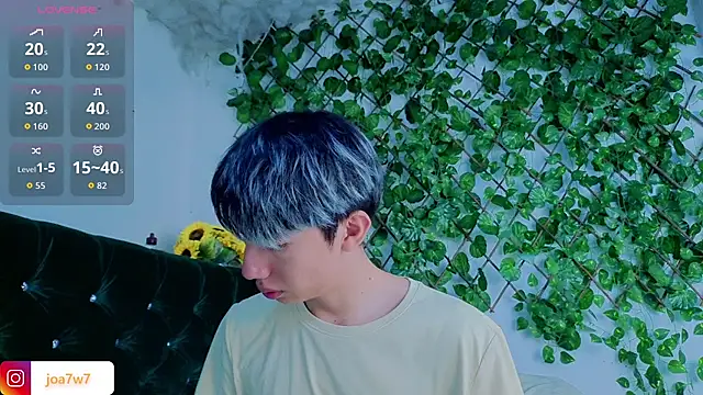 Levii Ackermann online show from 25, 11, 2025