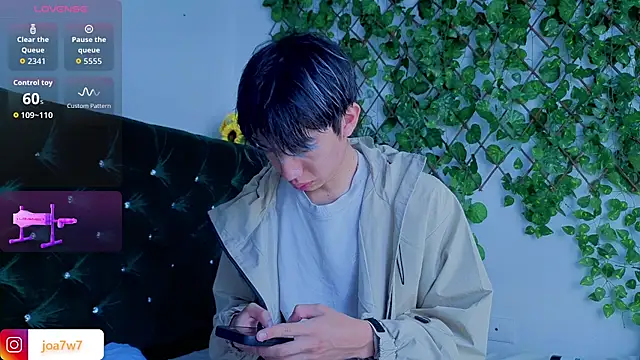 Levii Ackermann online show from 1, 12, 2025