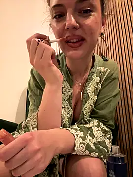 Snapshot of LexyGold chatting on 3, 10, 2025 LexyGold online show from 3, 10, 2025