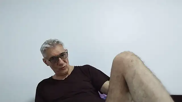 BIGUNCUTHARDCOCK online show from 6, 6, 2026