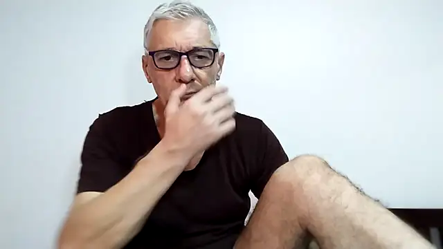 BIGUNCUTHARDCOCK online show from 8, 3, 2026