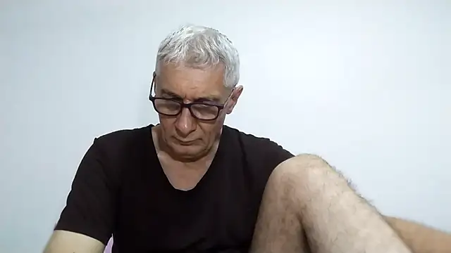 BIGUNCUTHARDCOCK online show from 13, 4, 2026