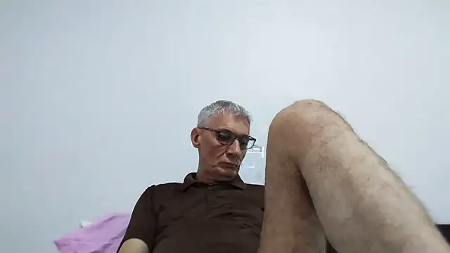 Snapshot of BIGUNCUTHARDCOCK chatting on 30, 6, 2026 BIGUNCUTHARDCOCK online show from 30, 6, 2026