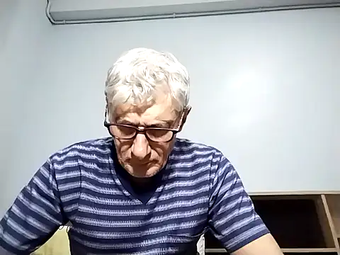 BIGUNCUTHARDCOCK online show from 13, 9, 2025