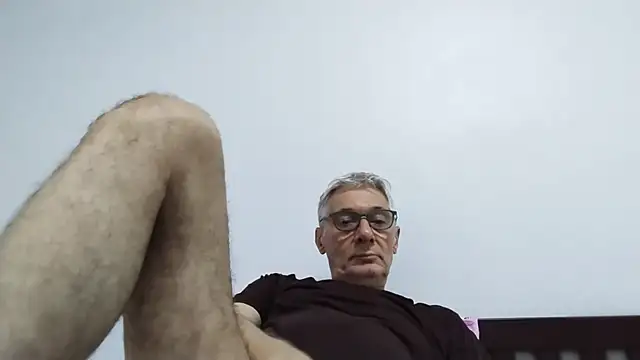 Snapshot of BIGUNCUTHARDCOCK chatting on 11, 6, 2026 BIGUNCUTHARDCOCK online show from 11, 6, 2026
