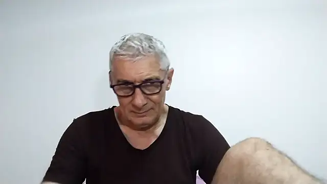 BIGUNCUTHARDCOCK online show from 14, 4, 2026