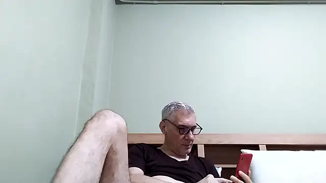 BIGUNCUTHARDCOCK online show from 15, 1, 2026