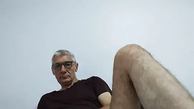 Snapshot of BIGUNCUTHARDCOCK chatting on 2, 7, 2026 BIGUNCUTHARDCOCK online show from 2, 7, 2026