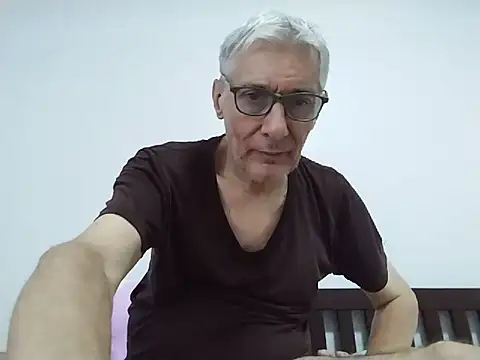 Snapshot of BIGUNCUTHARDCOCK chatting on 22, 6, 2026 BIGUNCUTHARDCOCK online show from 22, 6, 2026