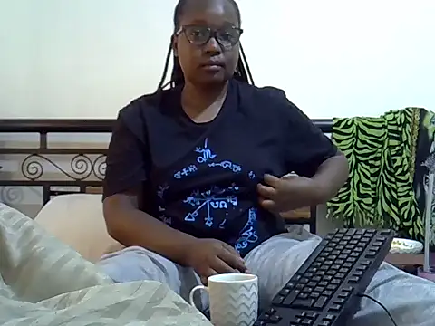 Giannah01 online show from 22, 10, 2025