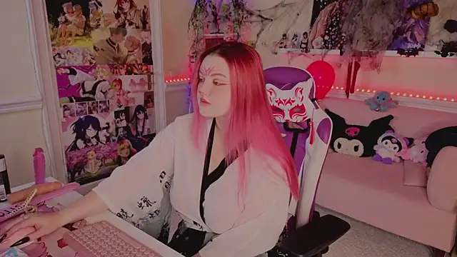 Snapshot of Unholy_Lady chatting on 28, 10, 2025 Unholy Lady online show from 28, 10, 2025