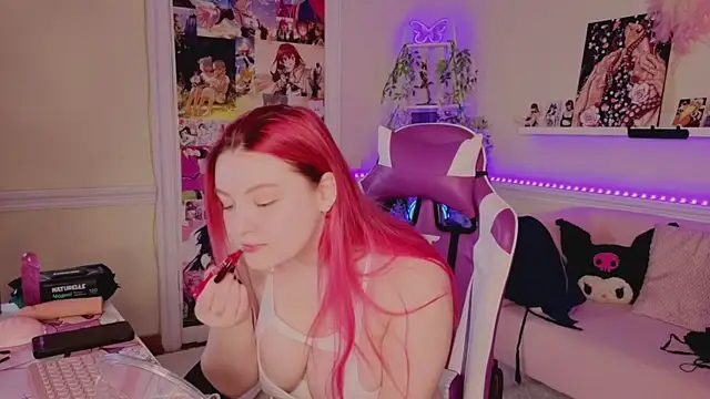 Snapshot of Unholy_Lady chatting on 8, 11, 2025 Unholy Lady online show from 8, 11, 2025