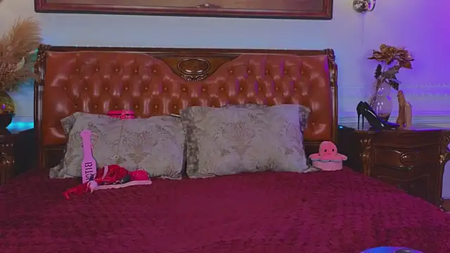 Unholy Lady online show from 7, 2, 2025