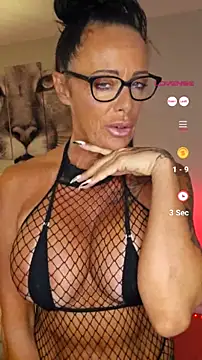Misses-Cougar online show from 23, 7, 2026