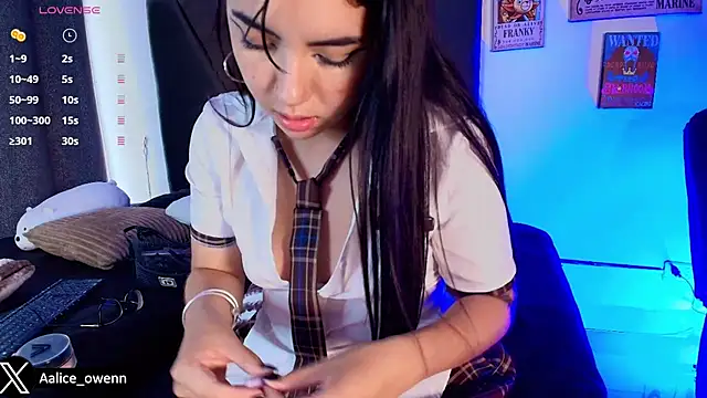 Aliceowenn online show from 15, 11, 2025