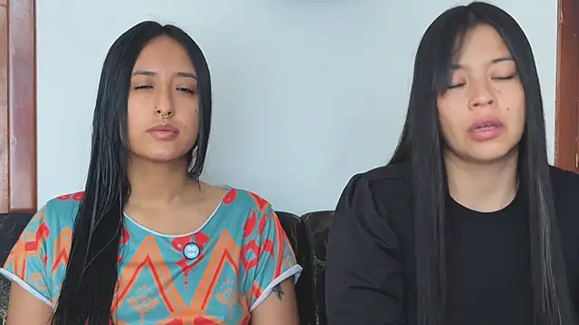 2SummerLove1 online show from 17, 11, 2025