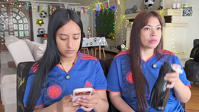 2SummerLove1 online show from 20, 6, 2026