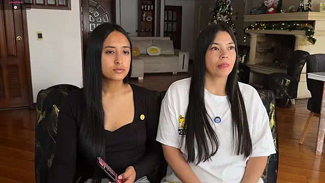 2SummerLove1 online show from 25, 11, 2025