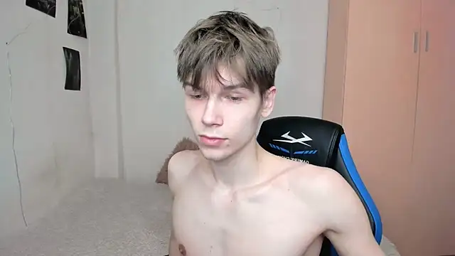 Makentoshi  online show from 22, 3, 2025