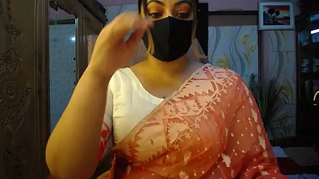 Snapshot of SohanaSabaSexy chatting on 5, 3, 2026 SohanaSabaSexy online show from 5, 3, 2026