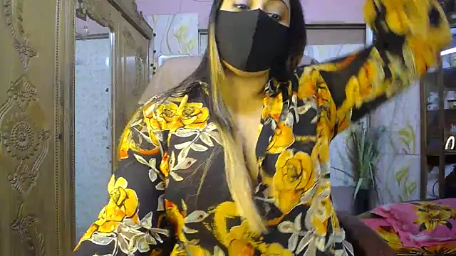 Snapshot of SohanaSabaSexy chatting on 10, 5, 2026 SohanaSabaSexy online show from 10, 5, 2026