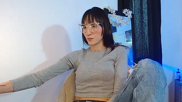 Sakura and yuki online show from 26, 2, 2025