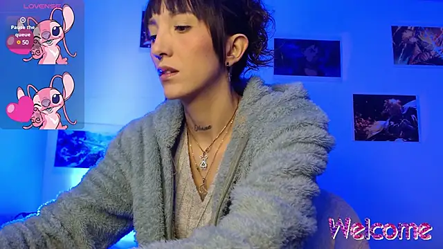 Sakura and yuki online show from 19, 12, 2024