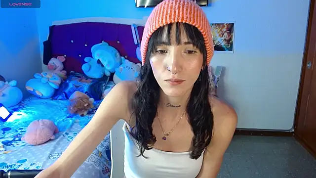 Sakura and yuki online show from 13, 9, 2025