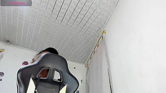 Snapshot of Holly_Sailt chatting on 10, 10, 2025 Holly Sailt online show from 10, 10, 2025