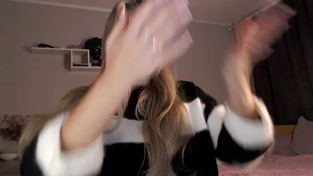 Milk Bunny online show from 15, 12, 2024