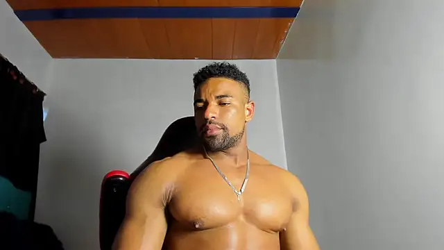 estebanlobo- online show from 30, 9, 2025