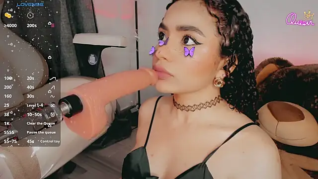 Queen Deepthroat online show from 14, 1, 2026