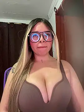 CristalGmez online show from 31, 3, 2026