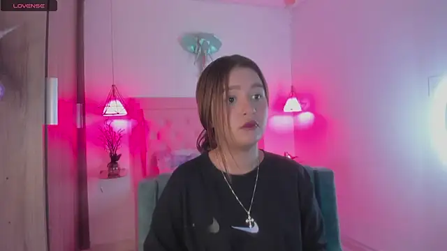 kimmy099 online show from 7, 2, 2025