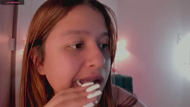 kimmy099 online show from 13, 2, 2025