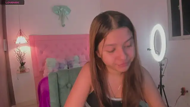 kimmy099 online show from 18, 2, 2025