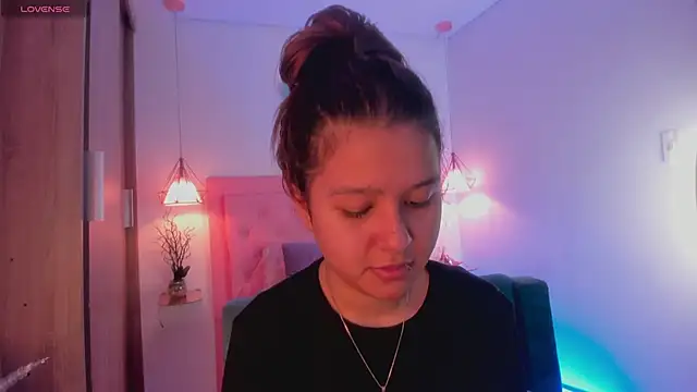 kimmy099 online show from 28, 2, 2025