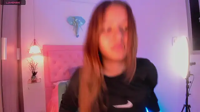 kimmy099 online show from 25, 2, 2025