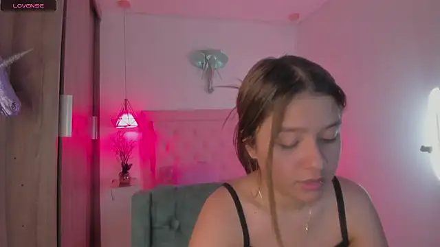 kimmy099 online show from 9, 2, 2025