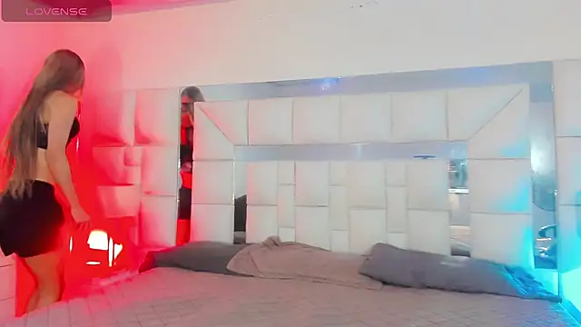 Victoria Kastelo online show from 18, 4, 2026